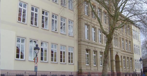Das Gebäude der Eichendorffschule von außen