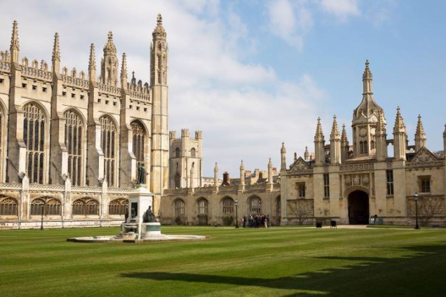King's College Chapel and the Screen (picture: Iain Lewis/www.visitcambridge.org)