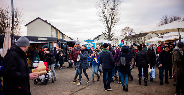 Besucher beim Bürgerfest 2020 in PHV (Foto: Dittmer)