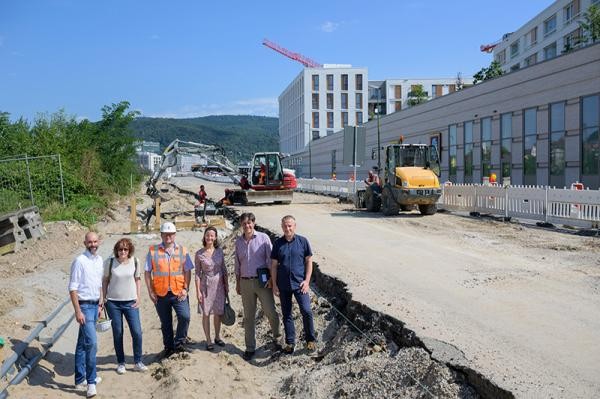 Jürgen Odszuck besucht die Baustelle in der Eppelheimer Straße