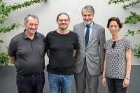 Das Team der IBB-Stelle mit dem Heidelberger Sozialbürgermeister (v.l.): Ralph Schröder, Kai Neumann, Bürgermeister Dr. Joachim Gerner und Melanie Schock. (Foto: Rothe)