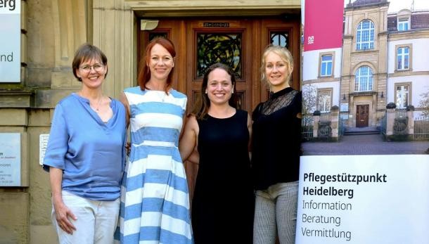 Das Team vom Pflegestützpunkt: (v.l.) Cornelia Burchardt, Sonja Wild, Nathalie Knobel und Sandra Hofmann (Foto: Rothe) Das Team vom Pflegestützpunkt: (v.l.) Cornelia Burchardt, Sonja Wild, Nathalie Knobel und Sandra Hofmann