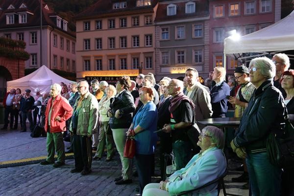 Zuschauer/innen bei der Wahlpräsentation (Foto: Stadt Heidelberg)