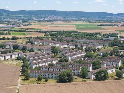 Drohnenaufnahme von Bestandsgebäuden auf PHV