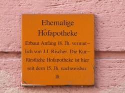 Hinweistafel Ehemalige Hofapotheke