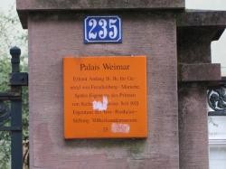 Hinweistafel Palais Weimar