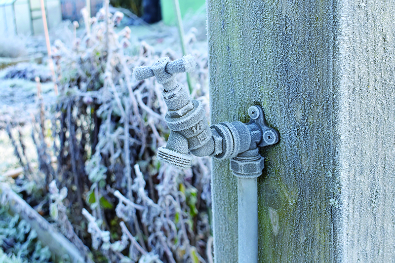 Eingefrorener Wasserhahn